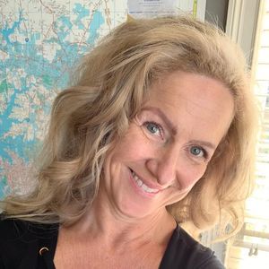 Meet your Posher, Shelly